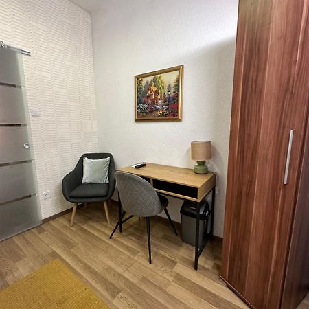 Airport17 B&B Vecsés Dış mekan fotoğraf