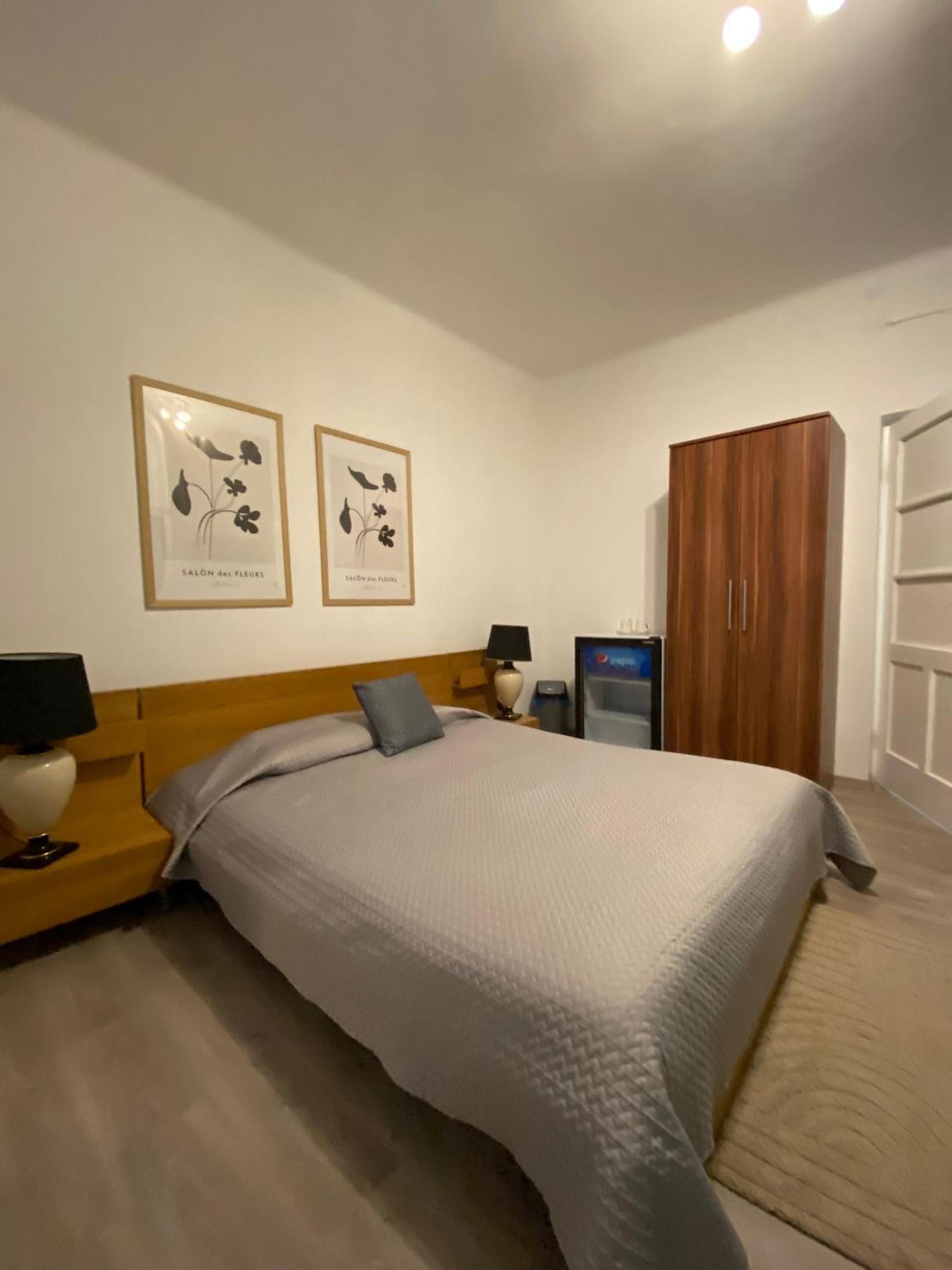 Airport17 B&B Vecsés Dış mekan fotoğraf